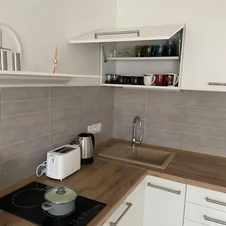 מוסט Dum Nad Jezerem - Apartman Ii. מראה חיצוני תמונה