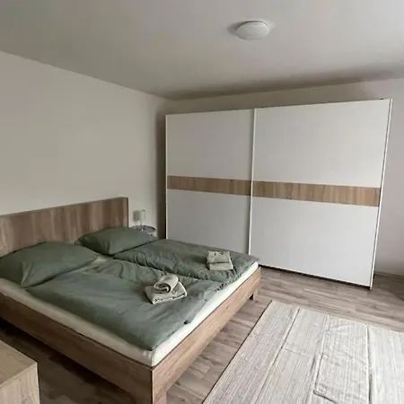 מוסט Dum Nad Jezerem - Apartman Ii. מראה חיצוני תמונה